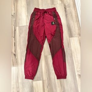 Nike Jordan Women's Woven Pants